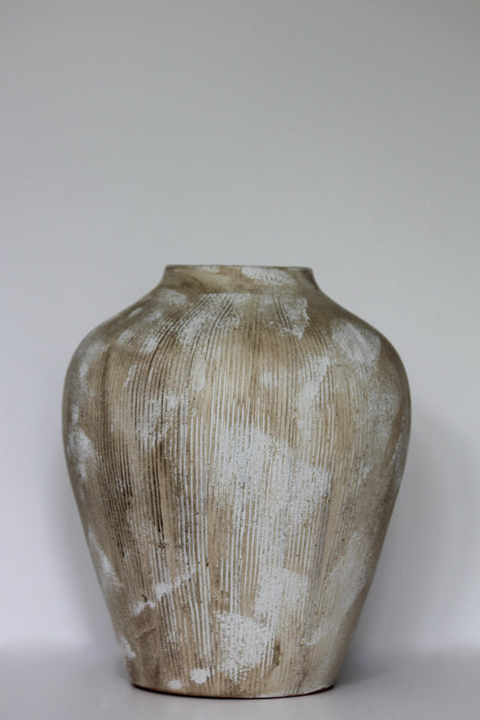 Coastal Whisper Pot