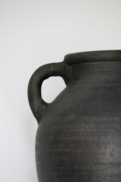 Classic Noir Jug